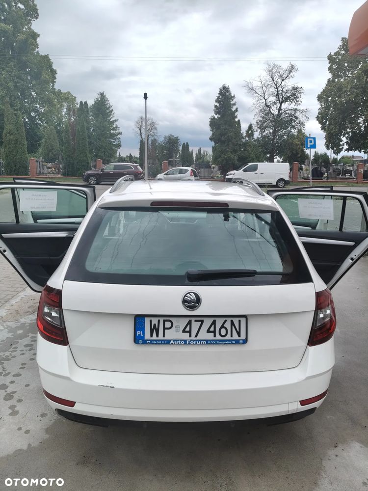 Skoda Octavia 1.6 TDI Ambition - 7