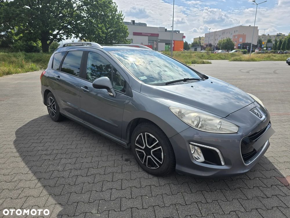 Peugeot 308 - 1