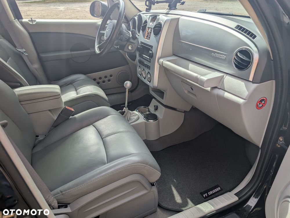 Chrysler PT Cruiser - 8