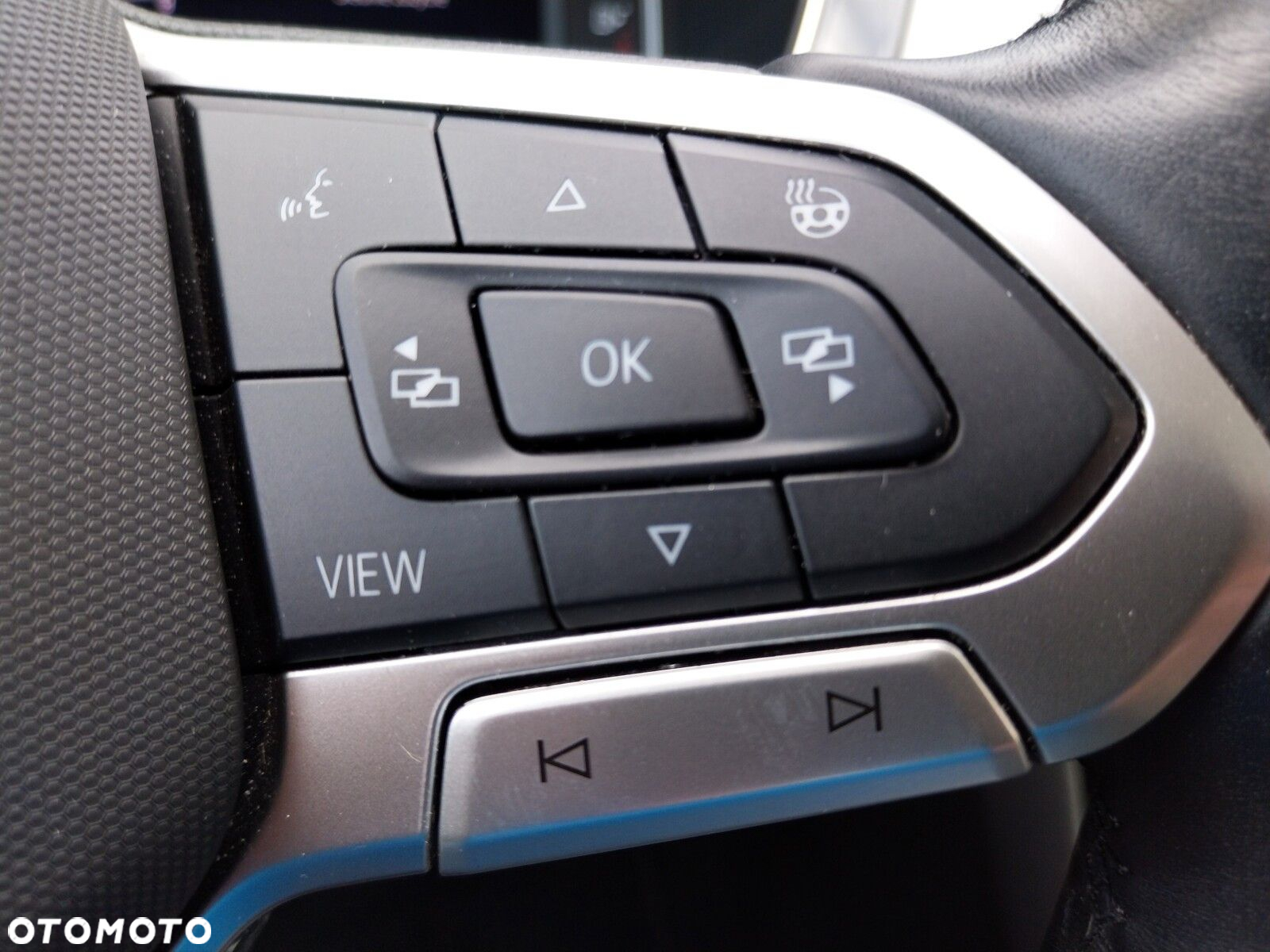 Volkswagen Passat 2.0 TDI Elegance DSG - 16
