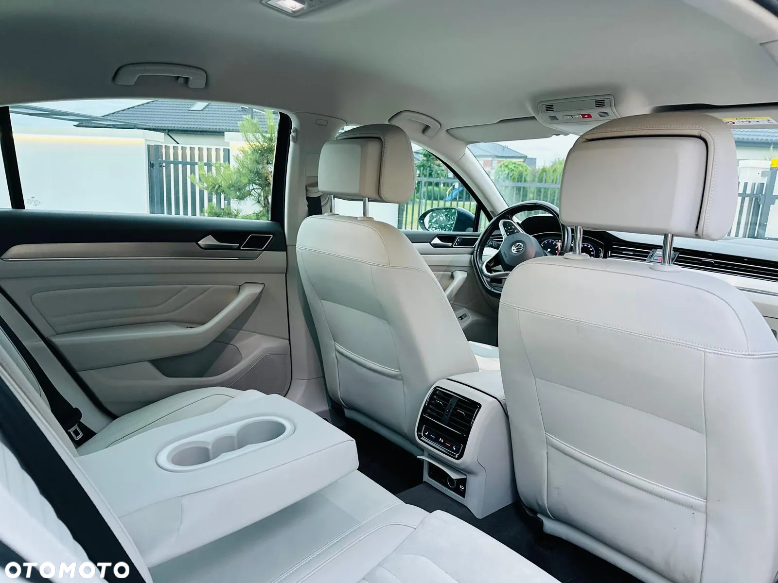Volkswagen Passat 1.5 TSI EVO Elegance DSG - 18