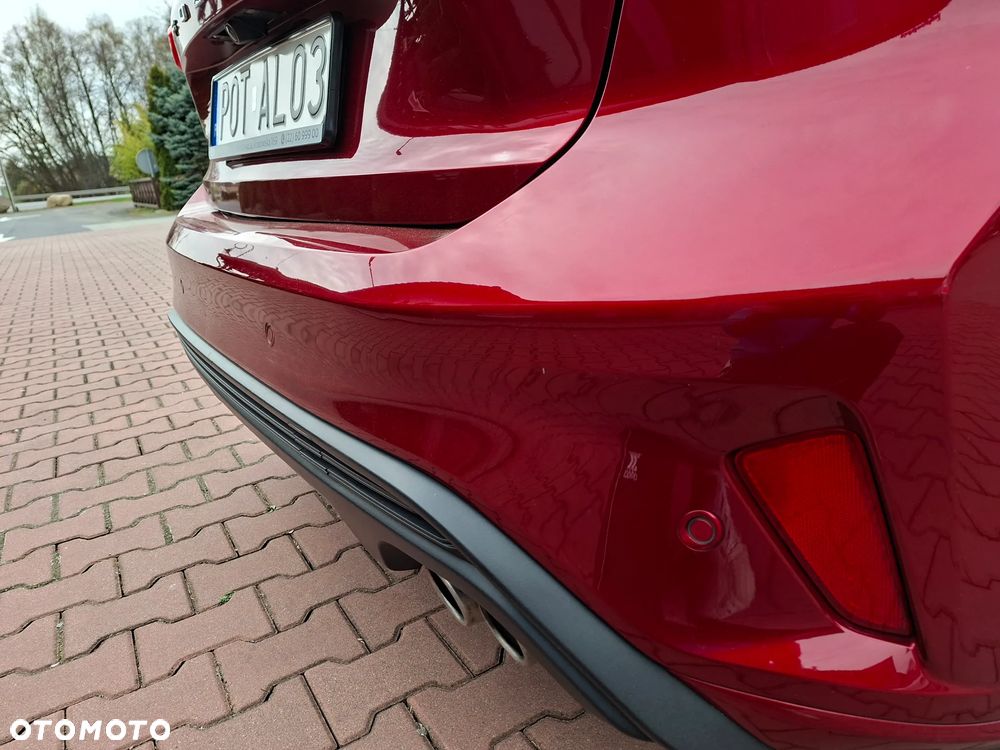 Ford Focus 1.5 EcoBoost Titanium ASS - 24