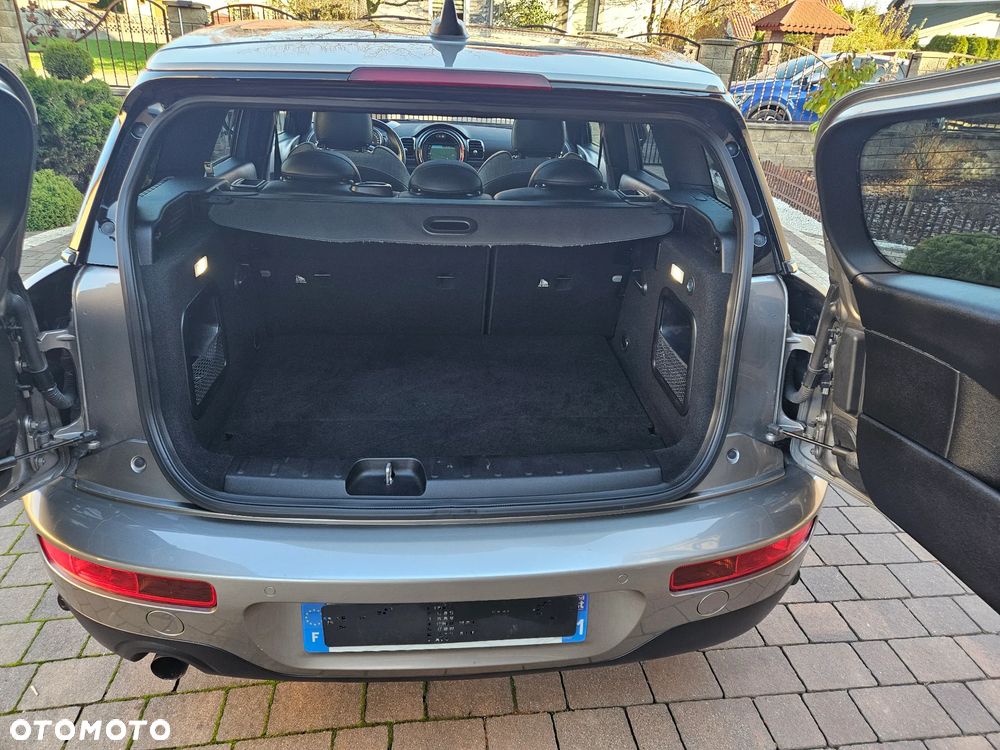 MINI Clubman One Blackyard - 31