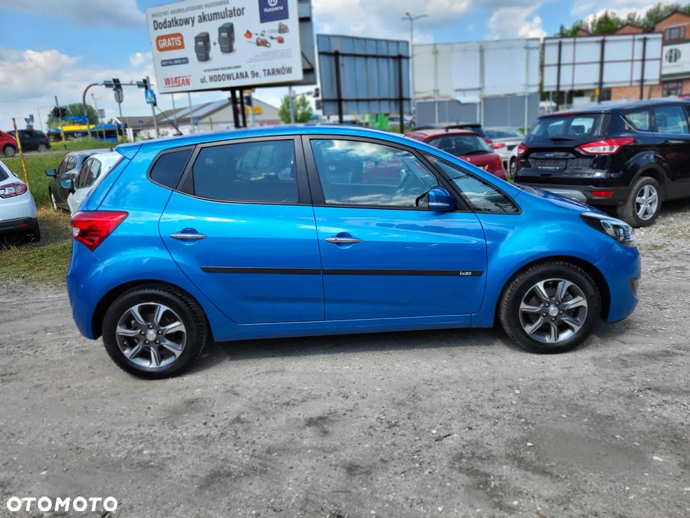 Hyundai ix20 1.6 blue YES Silver - 4