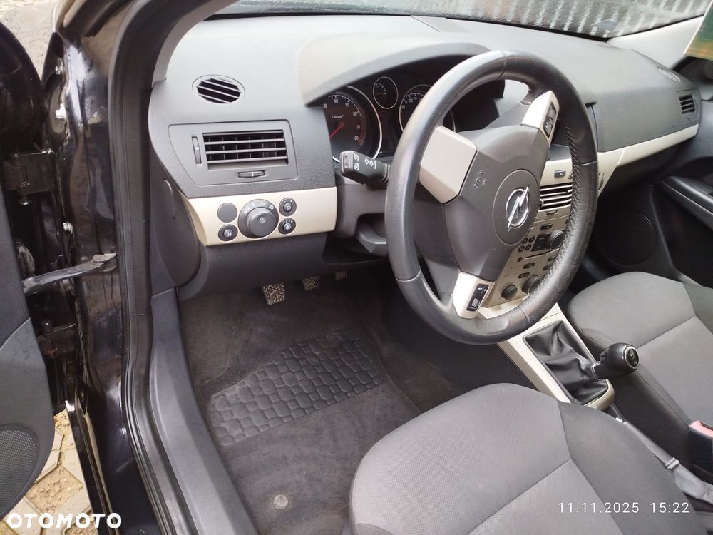 Opel Astra - 10