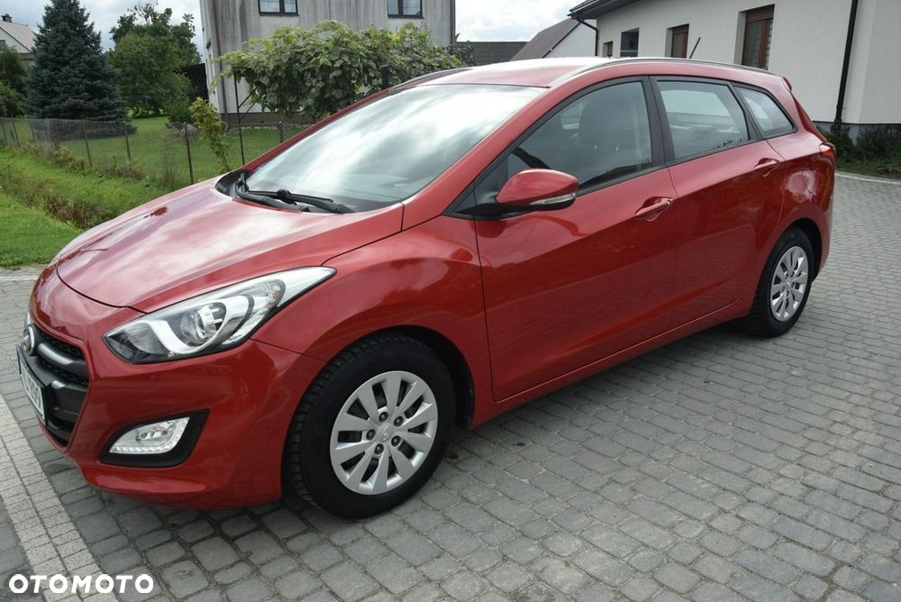 Hyundai i30 blue 1.4 Trend - 5
