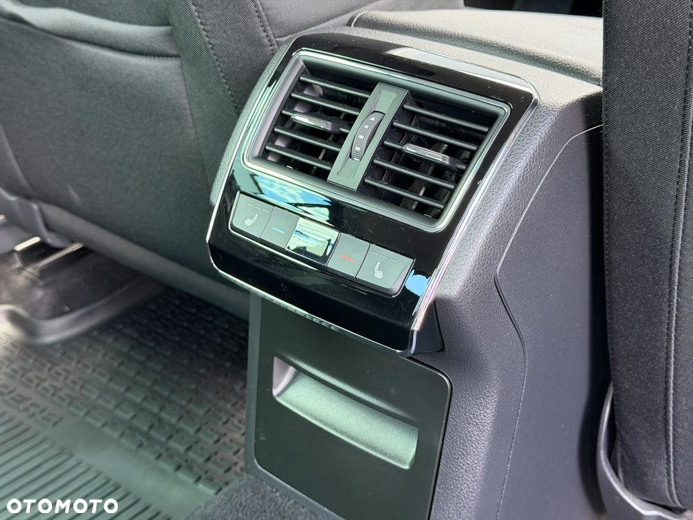 Skoda Superb 2.0 TSI Style DSG - 30
