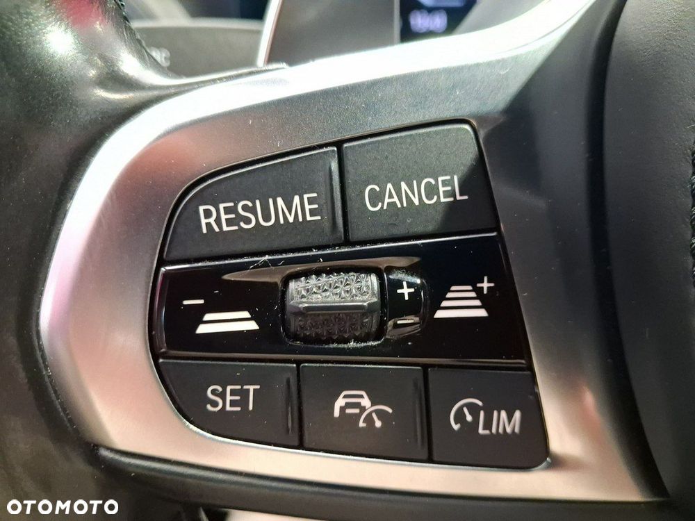 BMW Seria 3 - 21