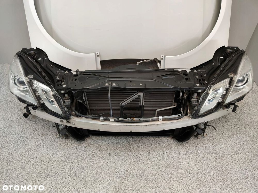 MERCEDES W212 KOMPLETNY PRZÓD AVANTGARDE MASKA BLOTNIKI PAS CHŁODNICE - 8