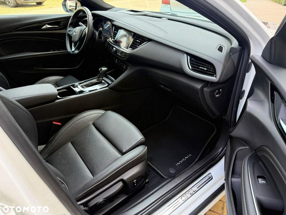 Opel Insignia Sport2.0 Direct InjTurbo 4x4 Innovation - 13