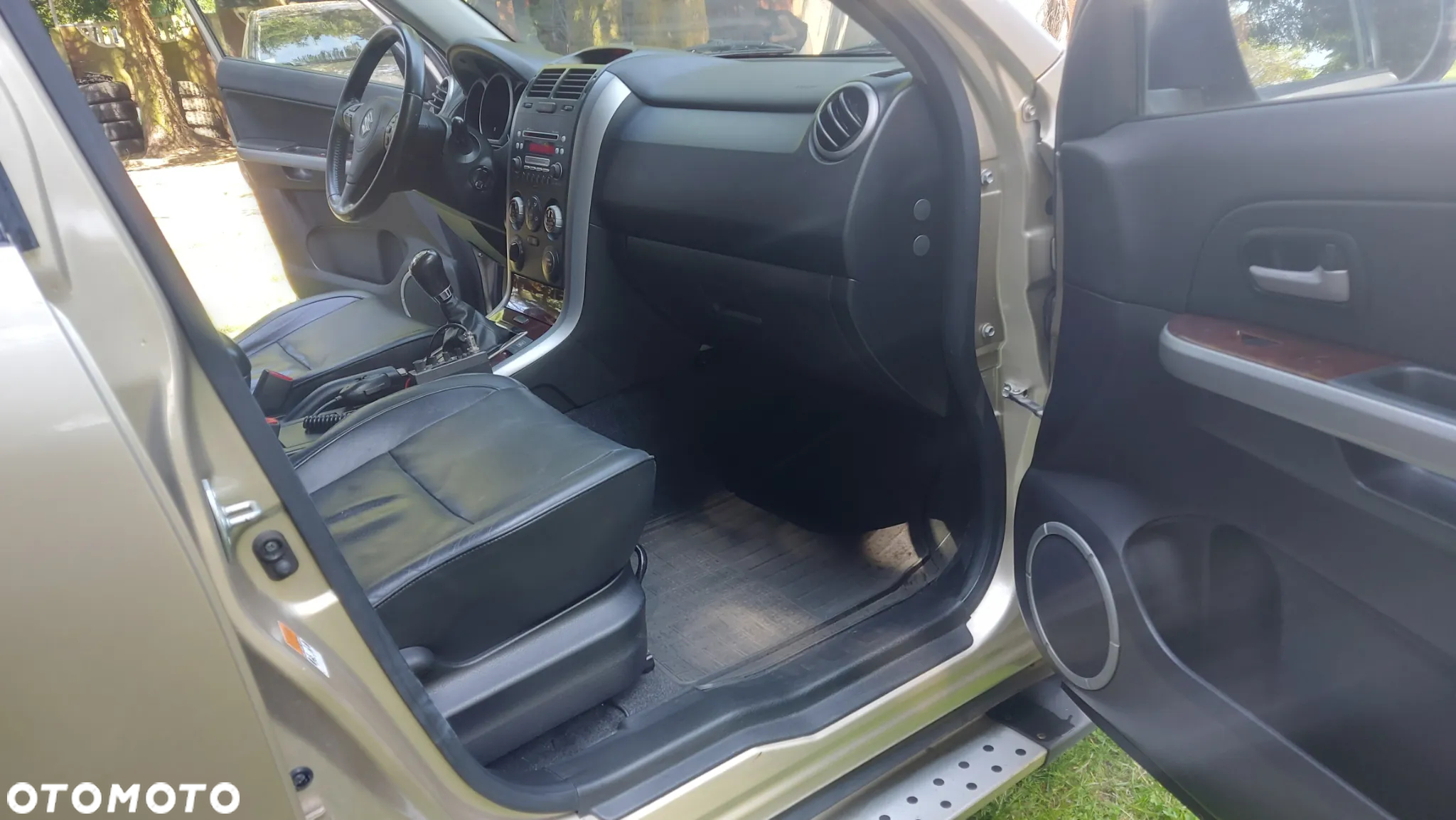 Suzuki Grand Vitara 1.9 DDiS De Luxe - 14