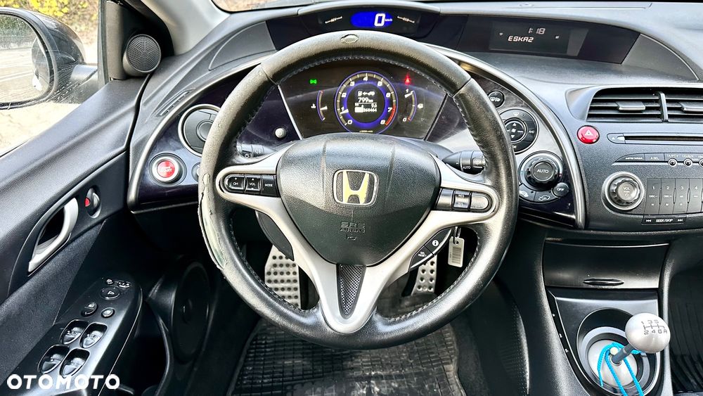 Honda Civic 1.8 Comfort - 27