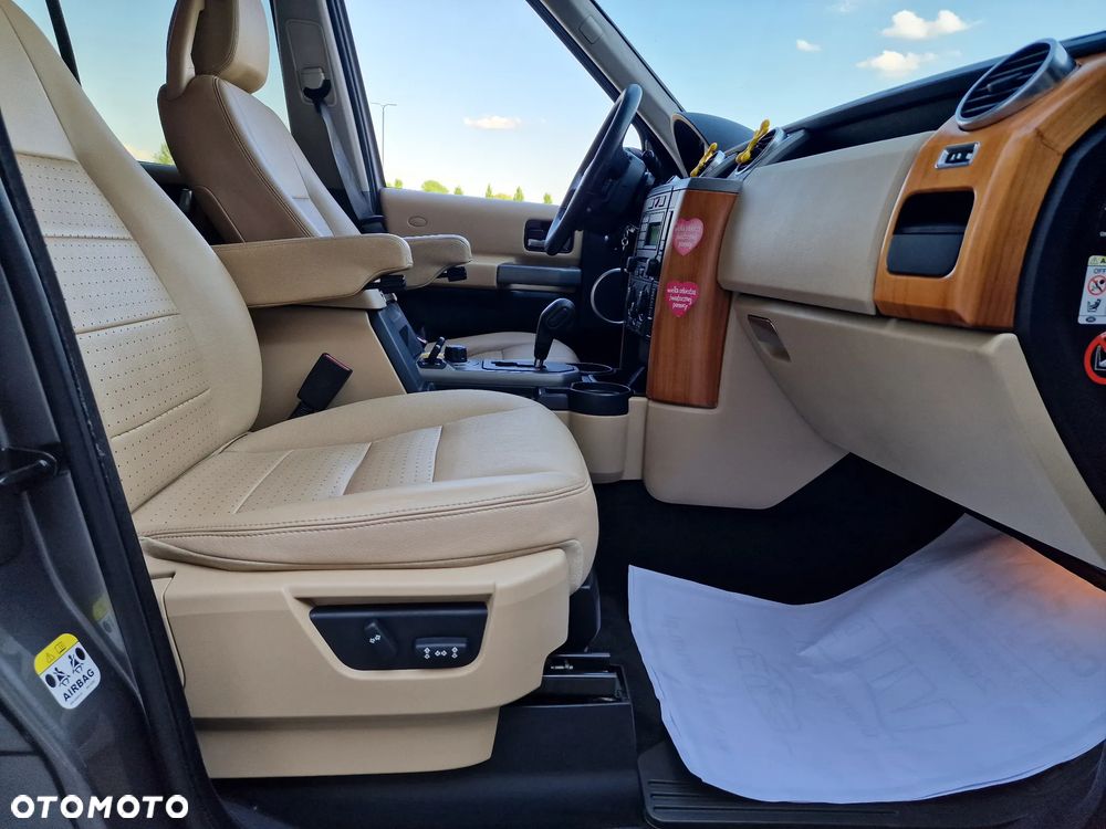 Land Rover Discovery 2.7D V6 HSE - 25