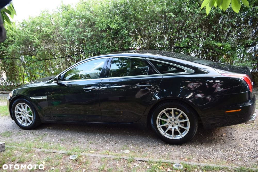 Jaguar XJ 3.0 D V6 Luxury - 2