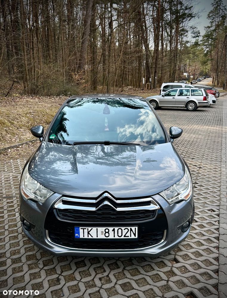 Citroën DS4 2.0 HDi SportChic - 1