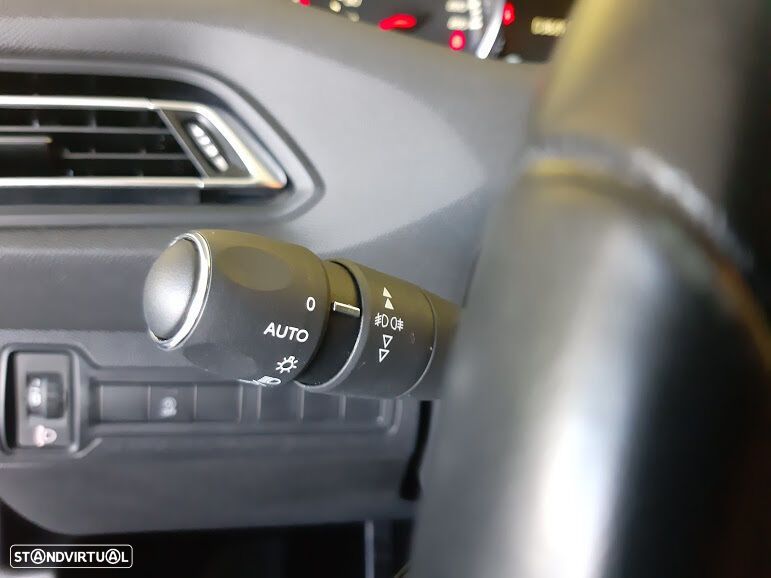 Peugeot 308 SW 1.5 BlueHDi Style - 12