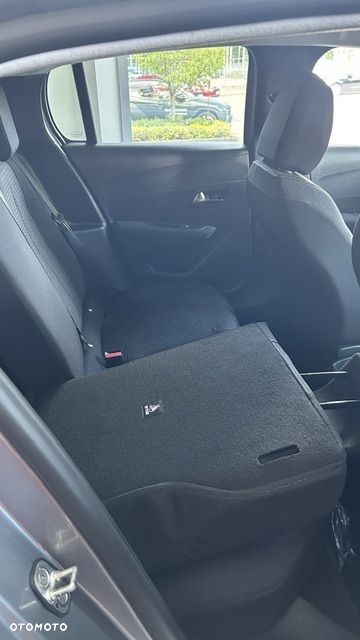 Peugeot 208 - 19