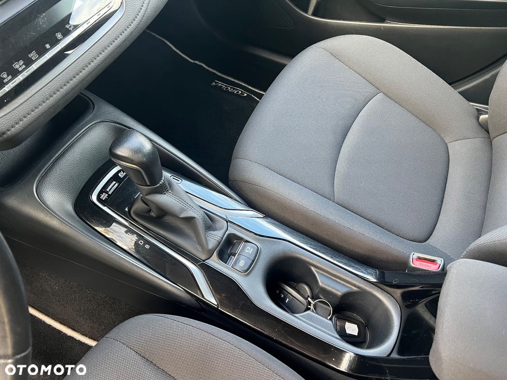 Toyota Corolla 1.8 Hybrid Active - 20