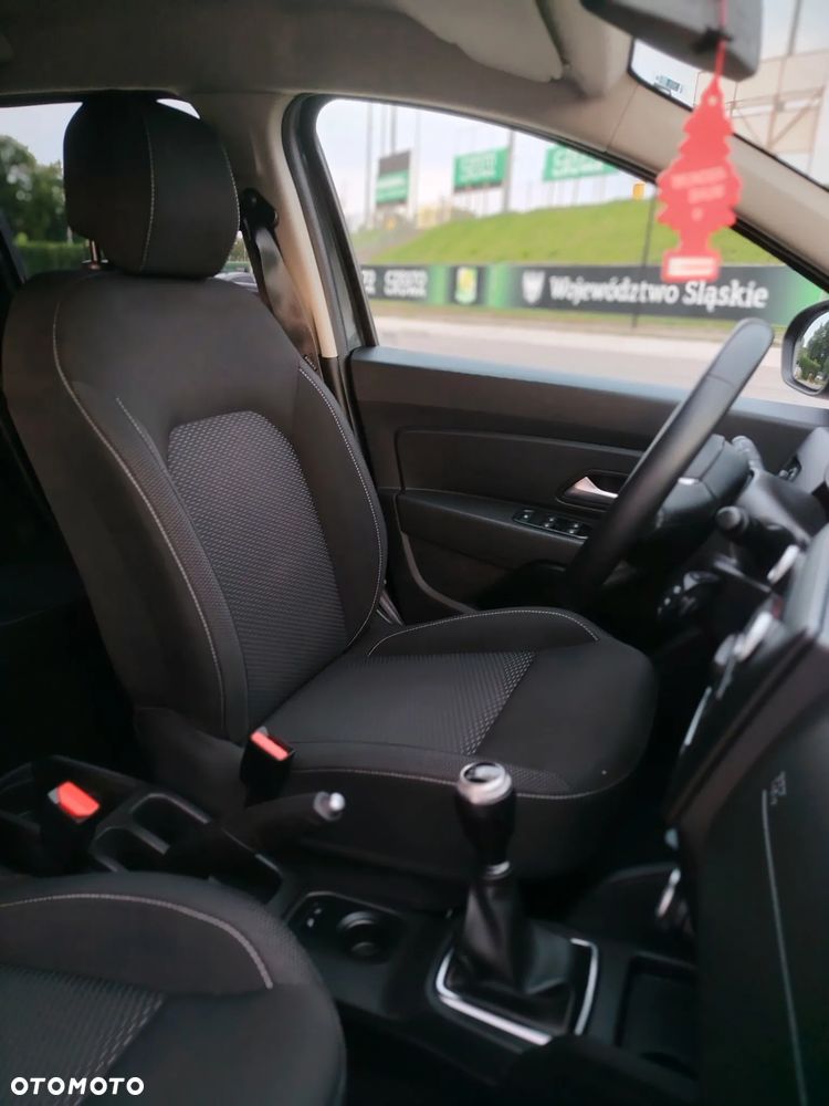Dacia Duster 1.0 TCe Essential - 12