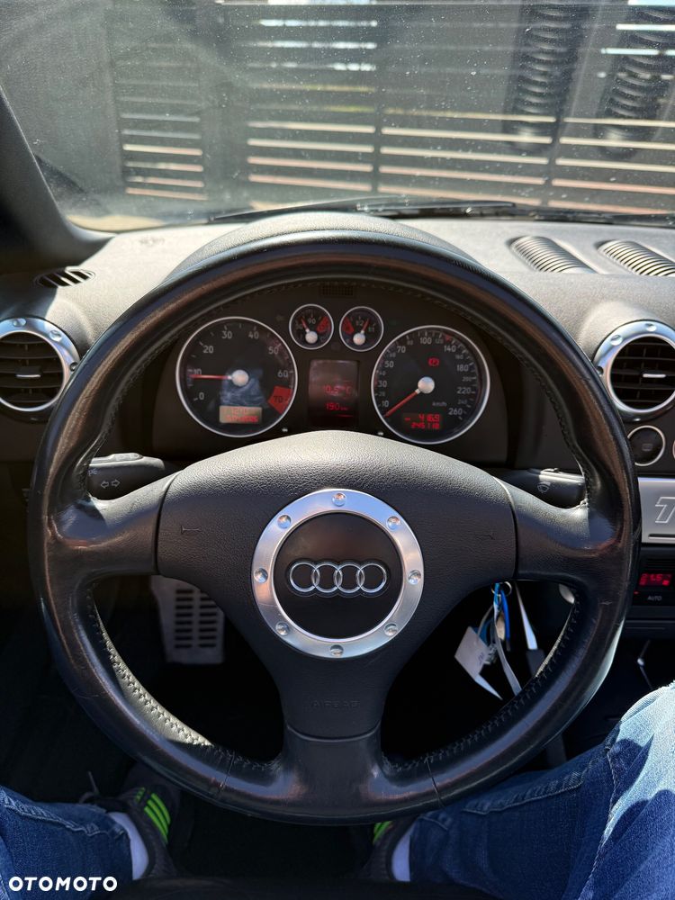 Audi TT Roadster 1.8 T quattro - 33