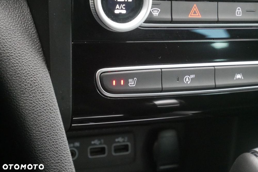 Renault Megane 1.3 TCe Techno EDC - 22