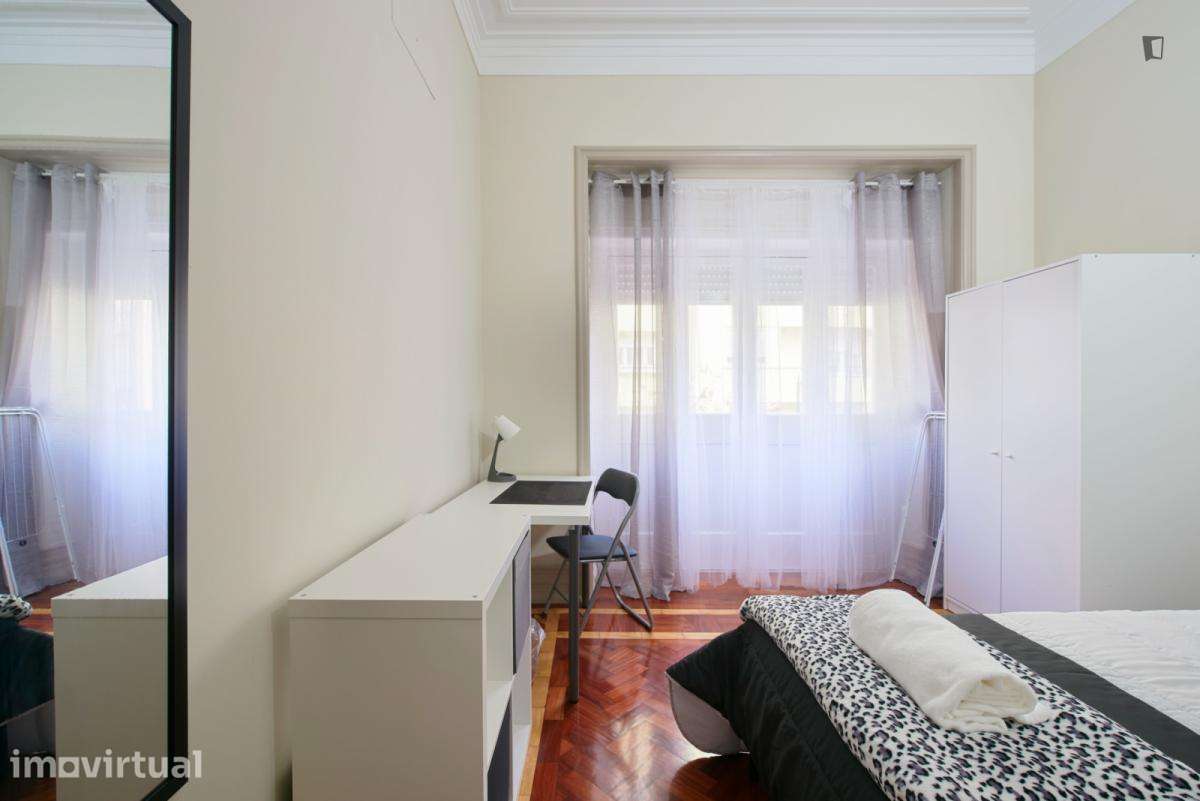 Quarto - localizado em Saldanha Lisbon - Grande imagem: 2/53
