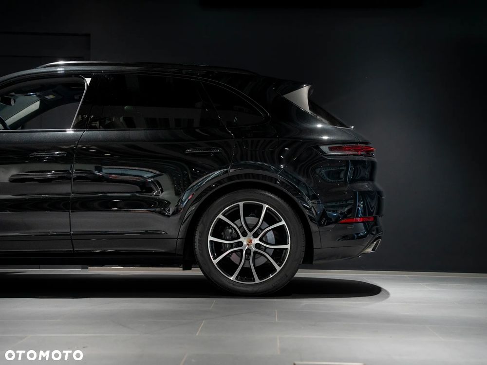 Porsche Cayenne E-Hybrid PHEV - 9