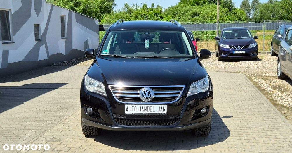 Volkswagen Tiguan - 10