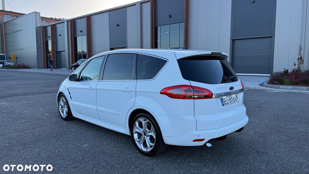 Ford S-Max 2011 photo 4