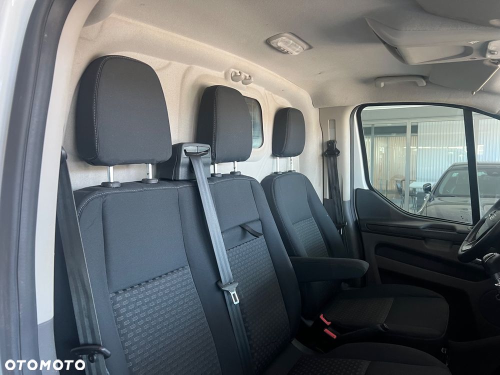 Ford Transit custom - 32