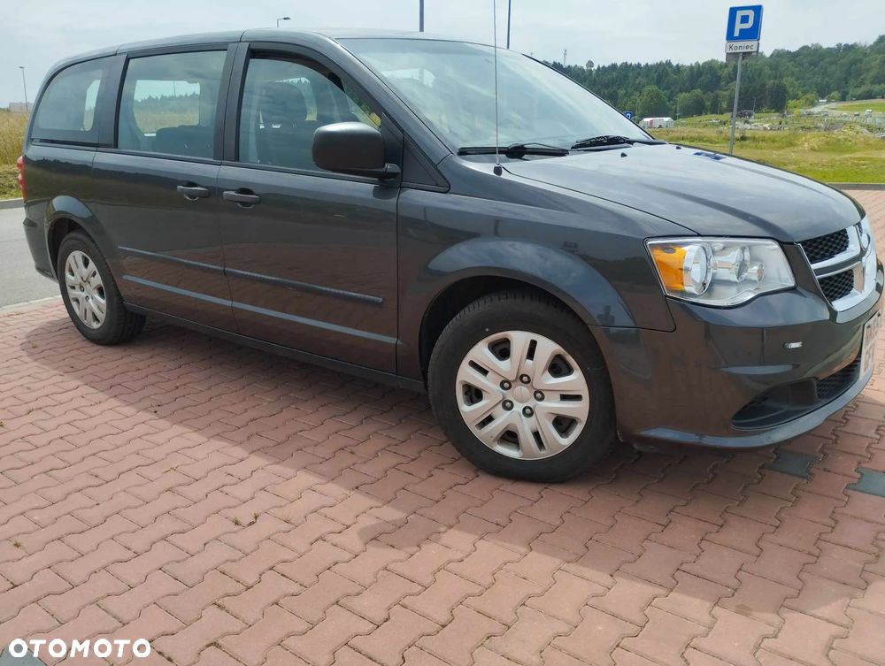 Dodge Grand Caravan - 6
