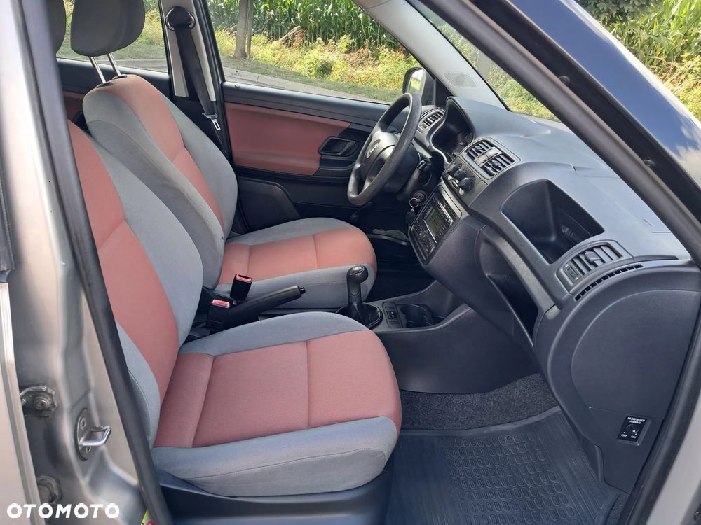 Skoda Fabia 1.4 MPI FAMILY - 13