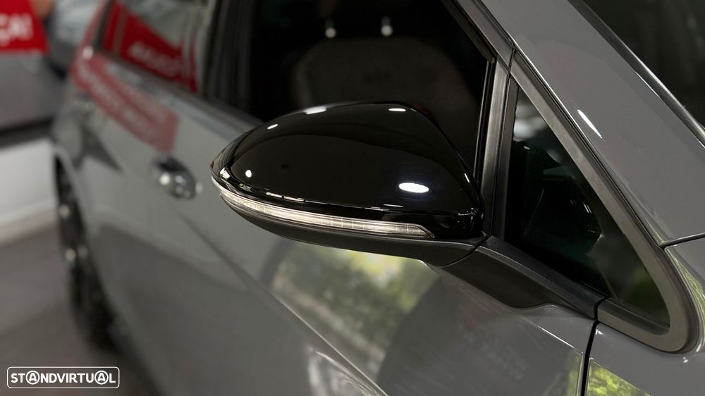 VW Golf GTI TCR 2.0 TSI OPF DSG - 13