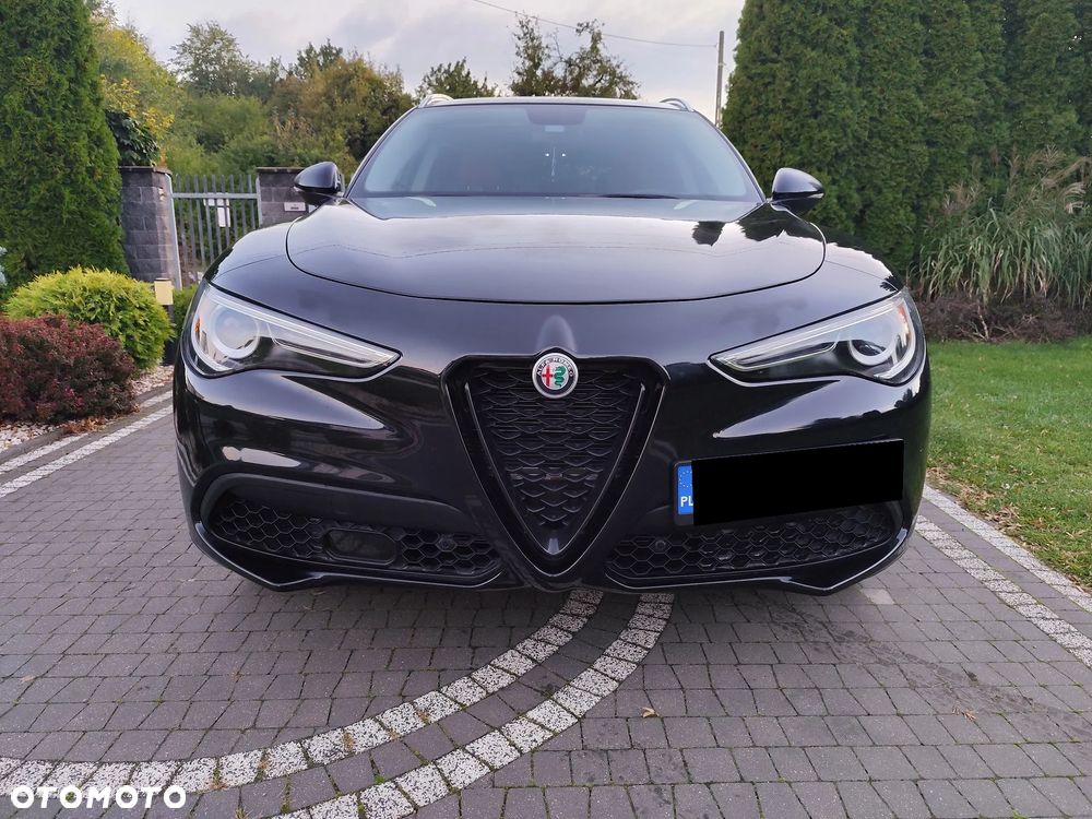 Alfa Romeo Stelvio 2.0 Turbo Tributo Italiano Q4 - 11