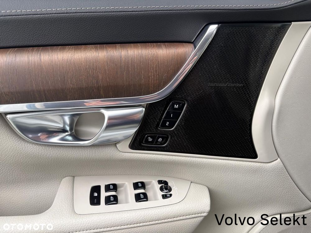 Volvo V90 Cross Country - 13