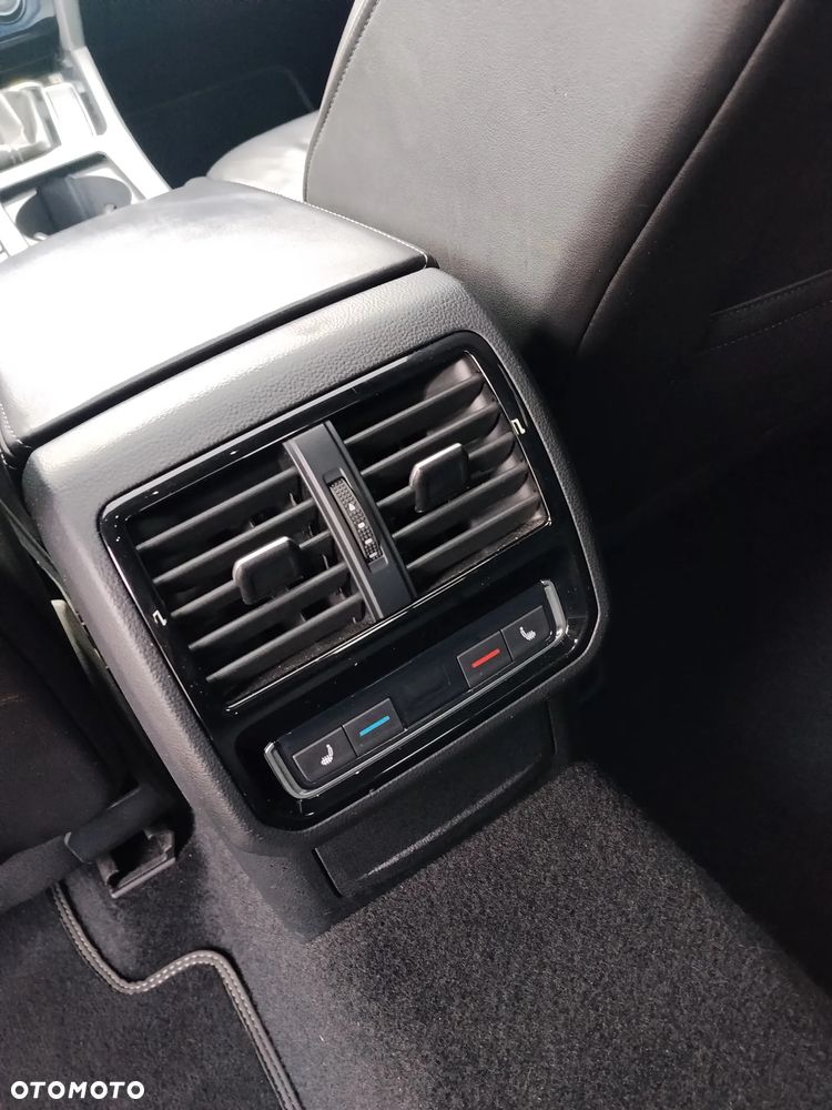 Volkswagen Arteon 2.0 TDI 4Motion SCR R-Line DSG - 9