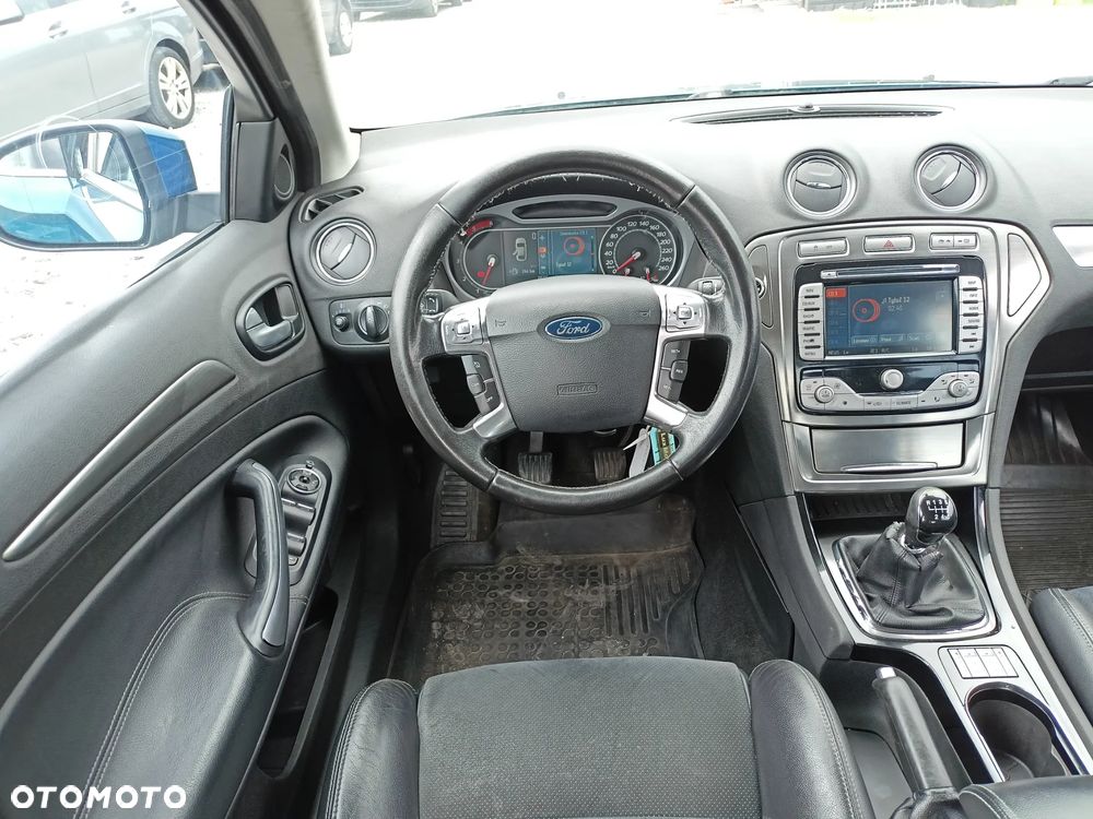 Ford Mondeo - 9