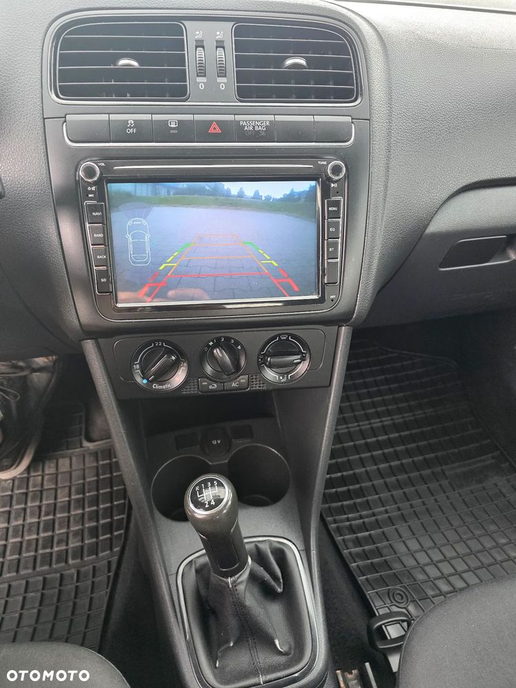 Volkswagen Polo - 13