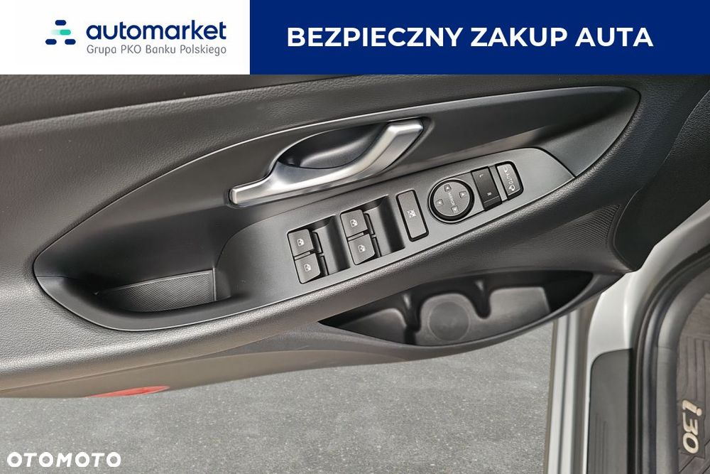 Hyundai i30 1.5 DPI Comfort - 12