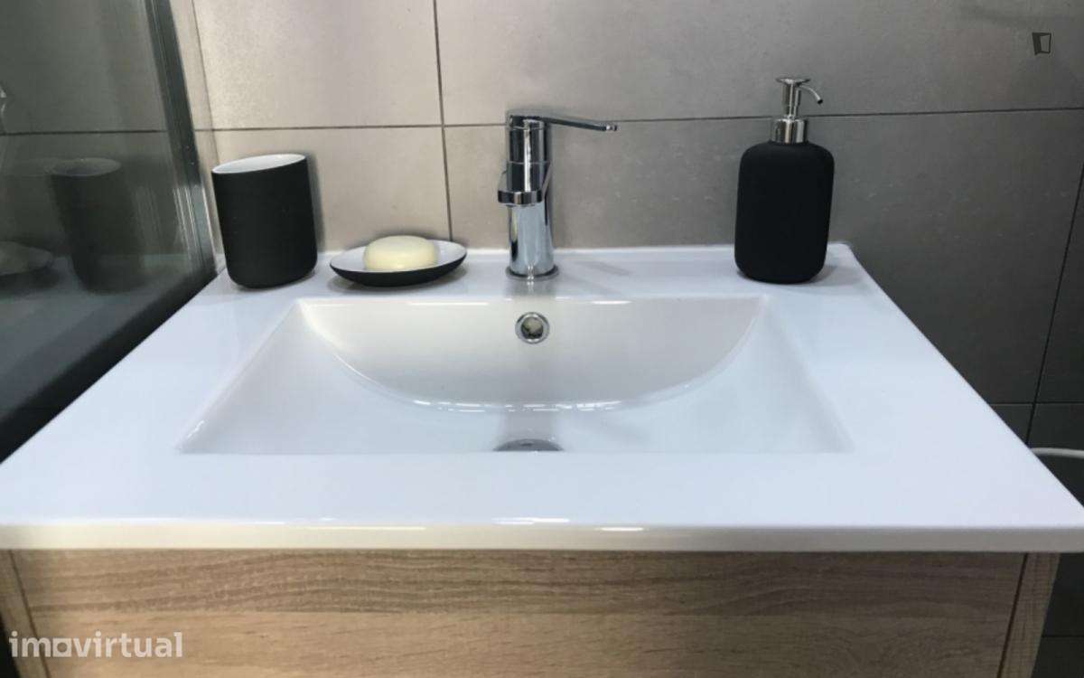 Apartamento com 1 quartos - localizado em Pedrouços Porto - Grande imagem: 3/9