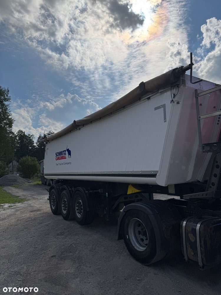 Schmitz Cargobull - 12