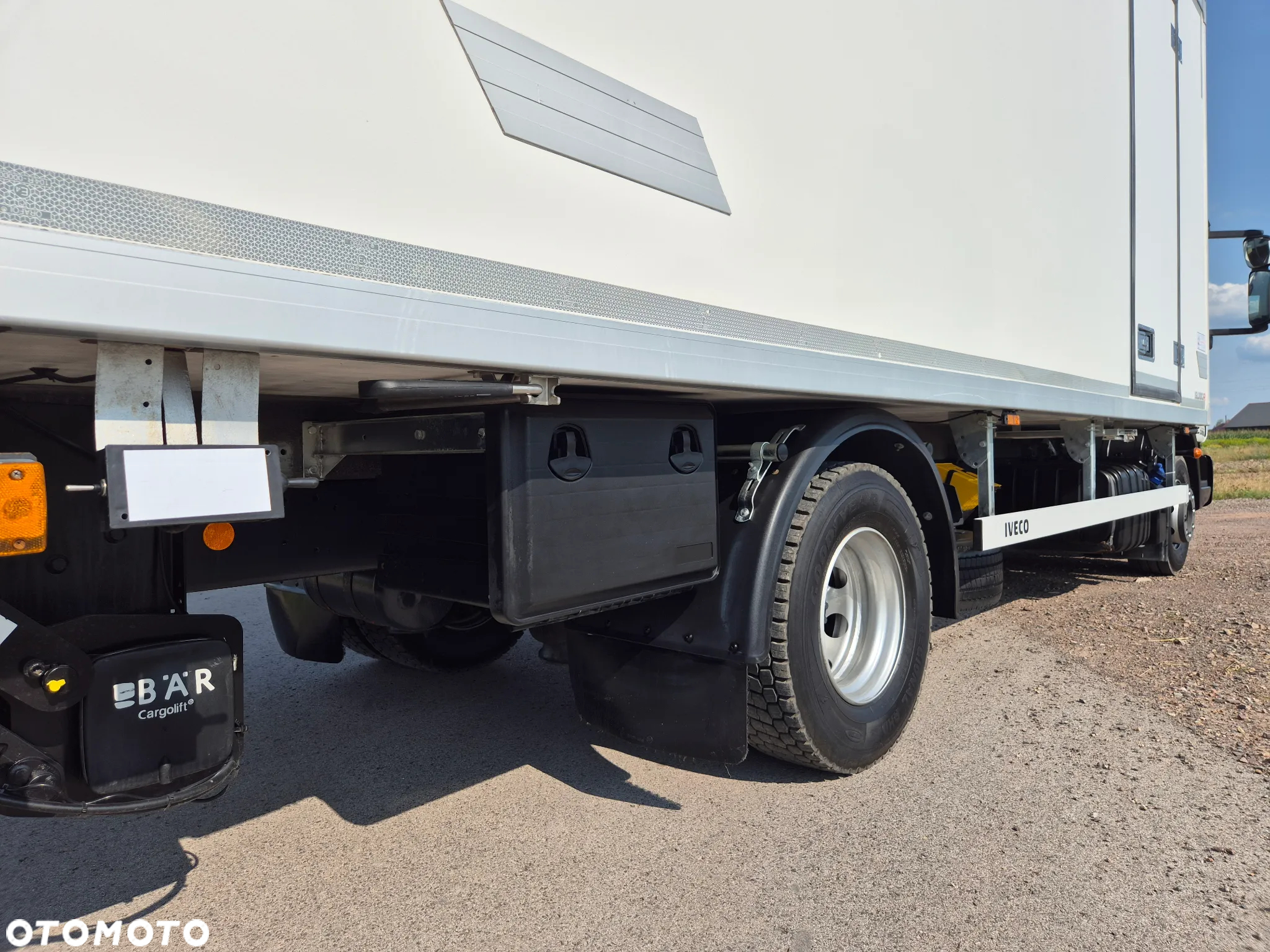 Iveco EUROCARGO 120-190L LIFT EURO6 CHŁODNIA CARRIER XARIOS 600MT - 28