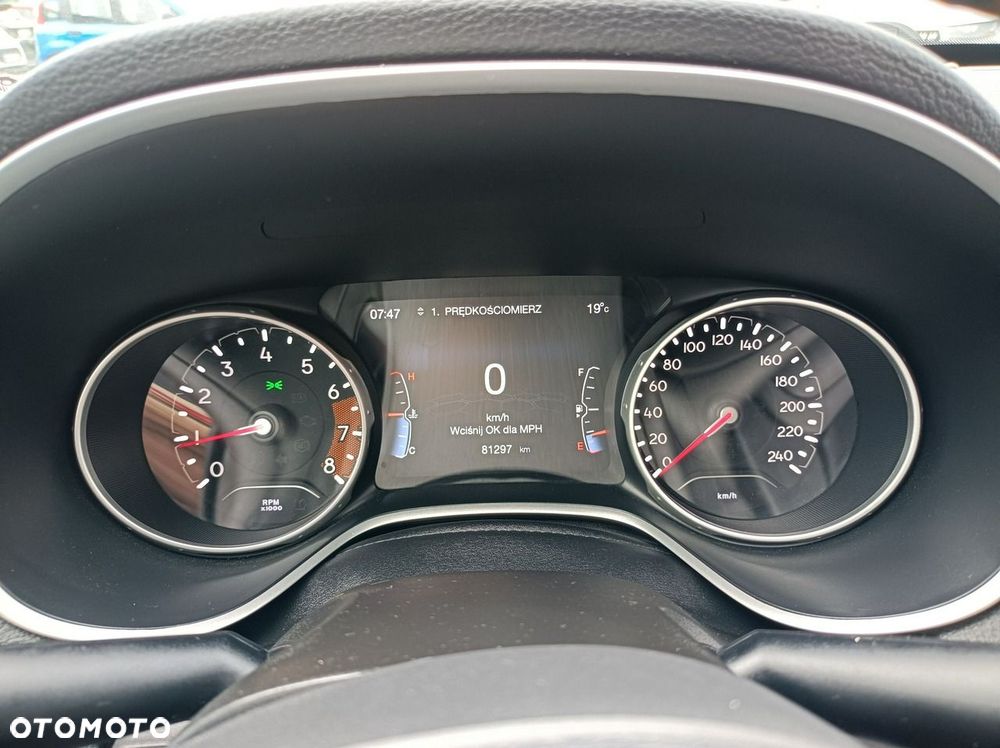 Jeep Compass - 29