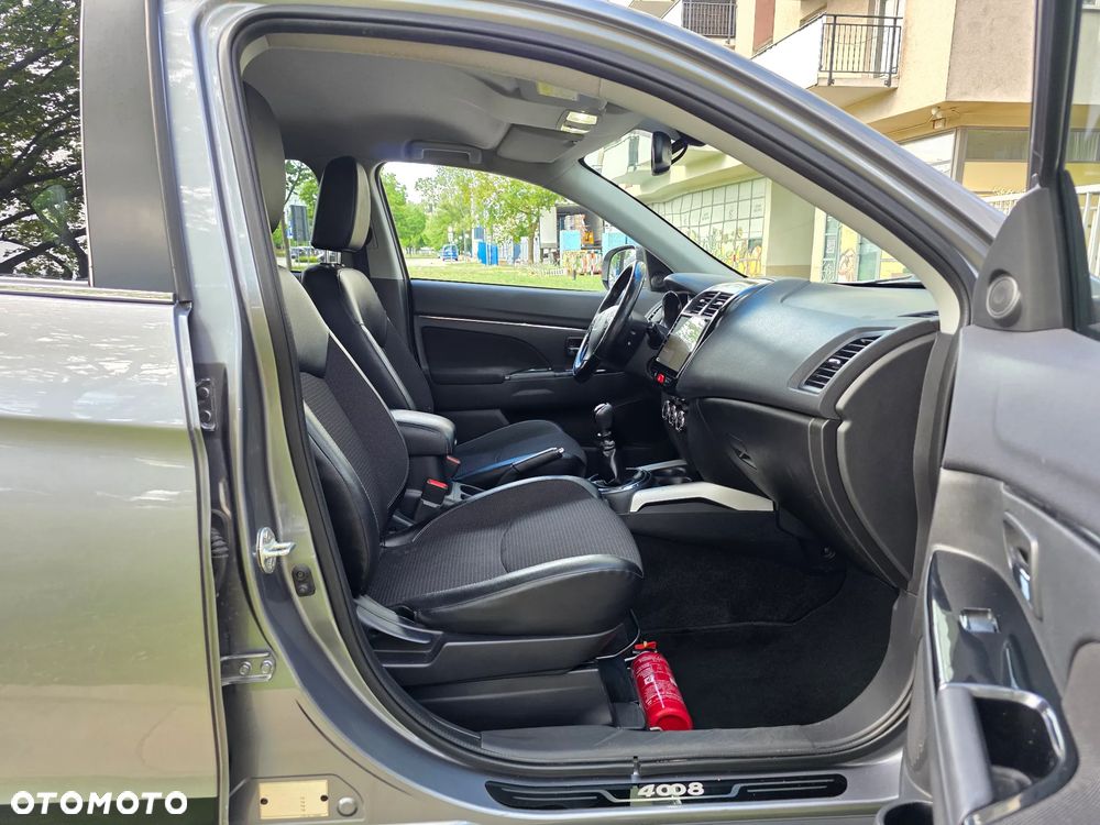 Peugeot 4008 - 31