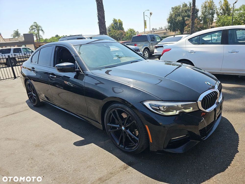 BMW Seria 3 330i M Sport - 2