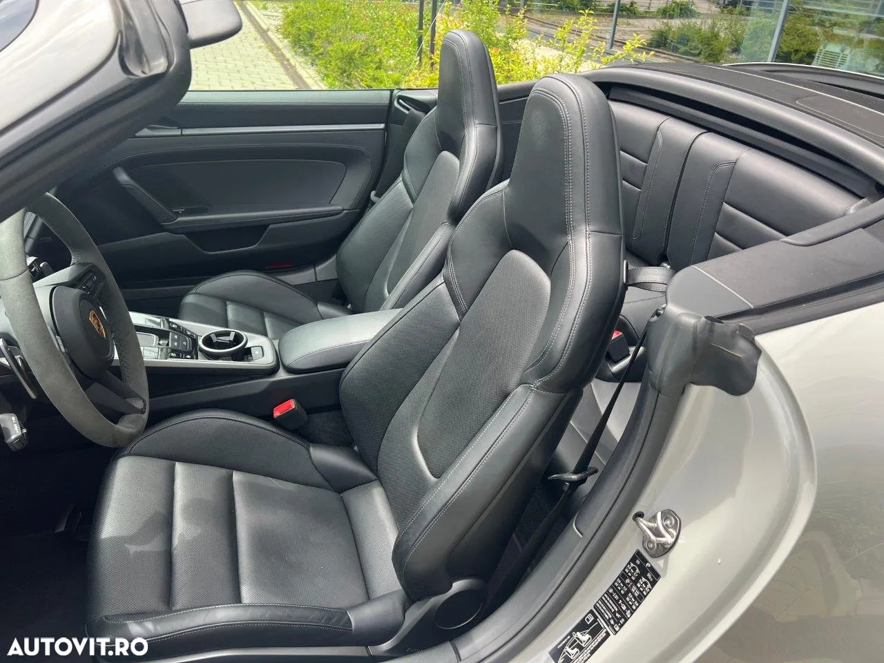 Porsche 911 Carrera 4S Cabriolet PDK - 12