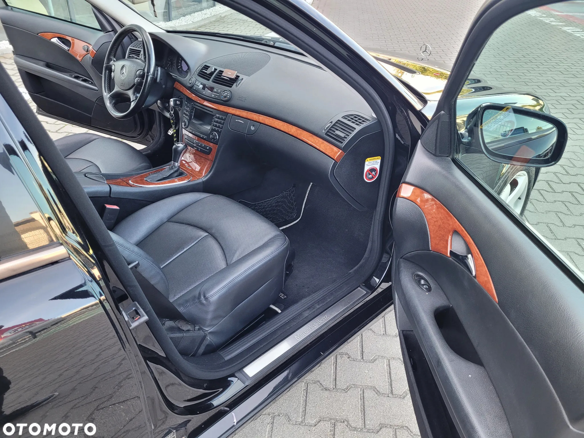 Mercedes-Benz Klasa E 200 T Kompressor Automatik Avantgarde - 8