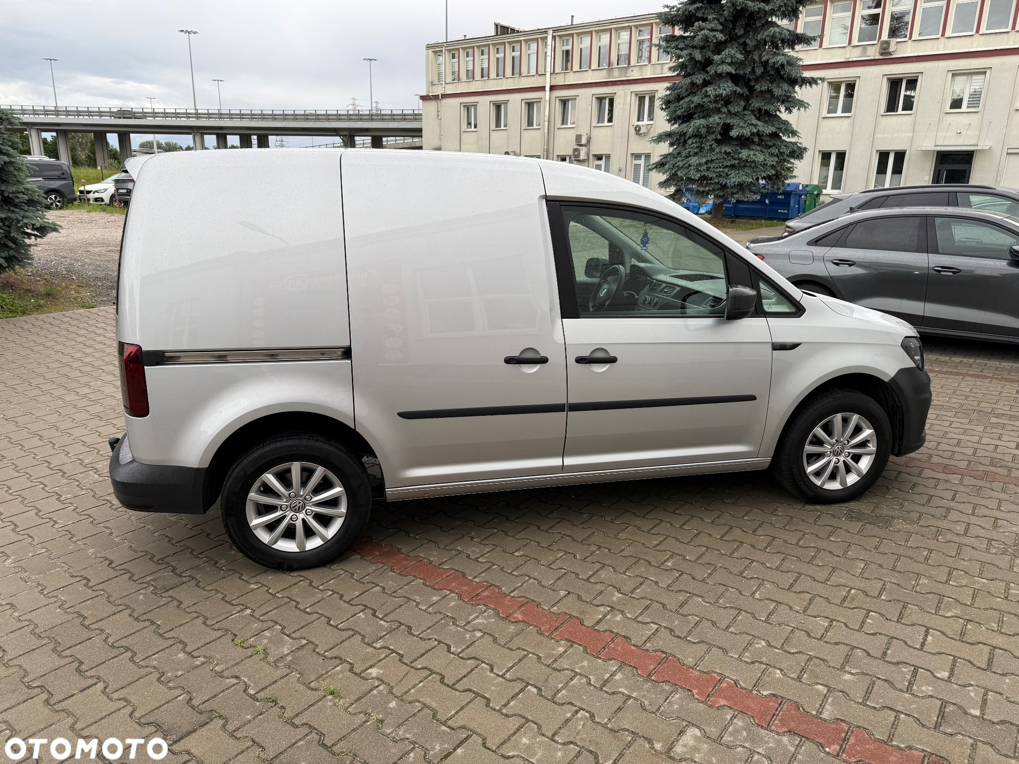 Volkswagen Caddy - 3