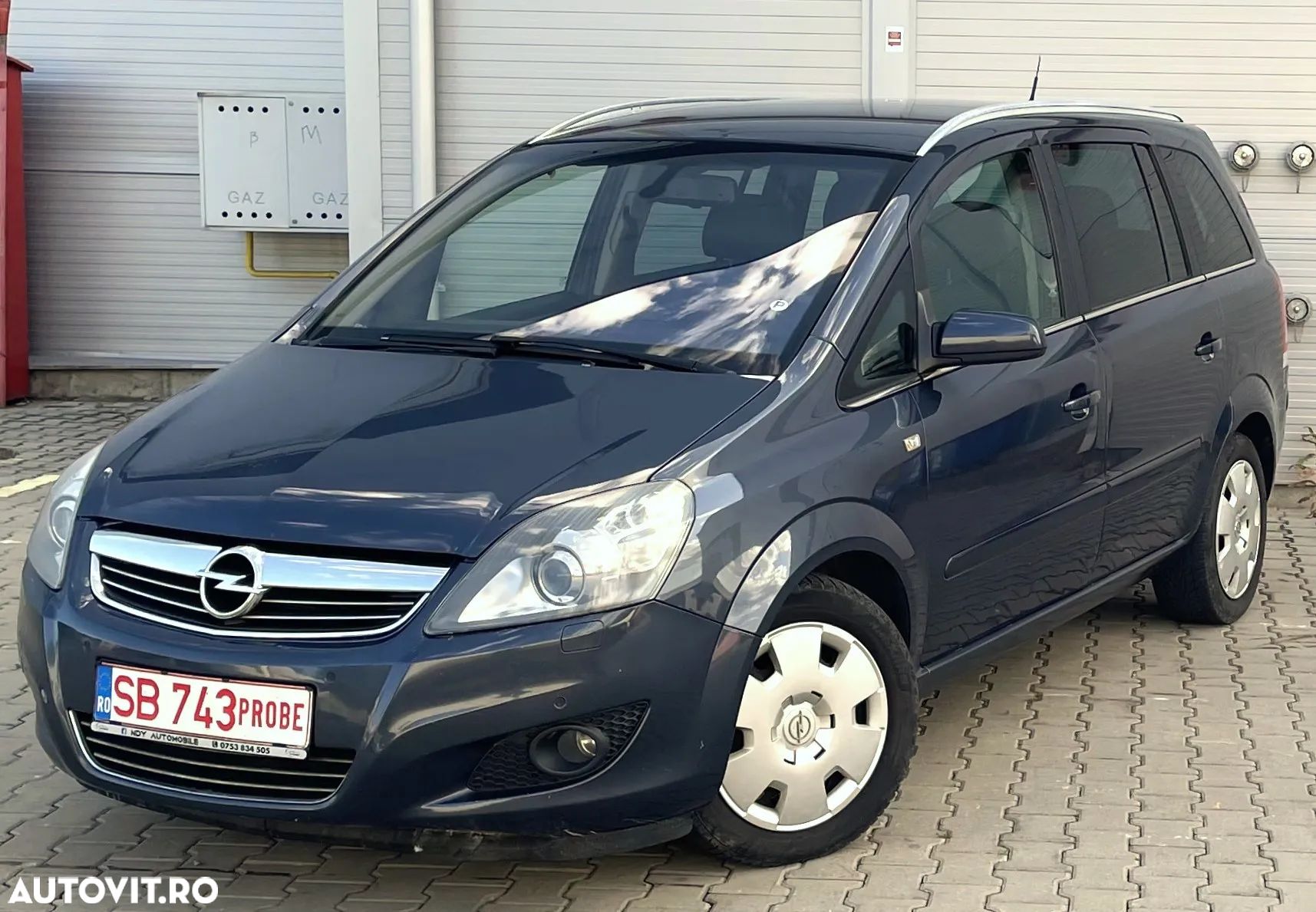 Opel Zafira 1.9 CDTI Sport - 1