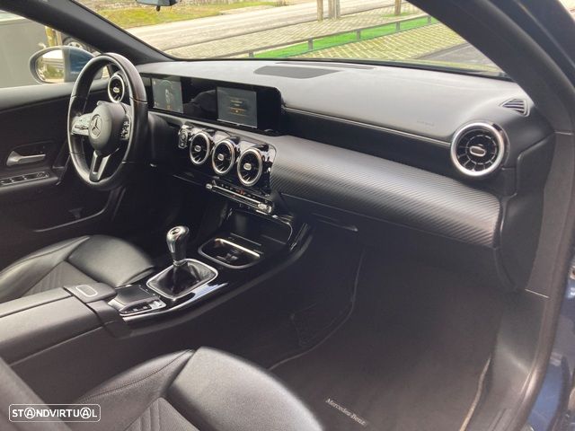 Mercedes-Benz A 180 d Style Plus - 31